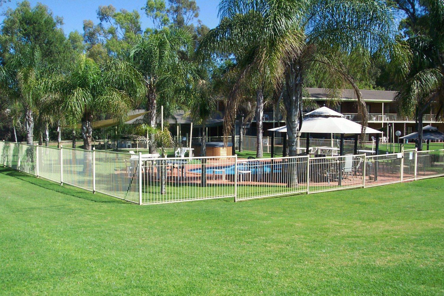 Tocumwal Golf Resort מראה חיצוני תמונה